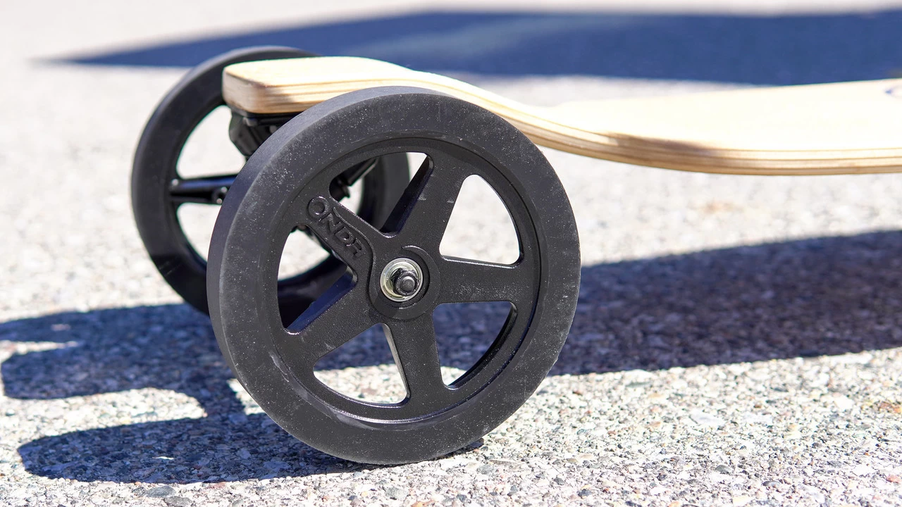 Wind Carver Longboard Skateboard 3 Wind Carver Longboard Skateboard - Image 3