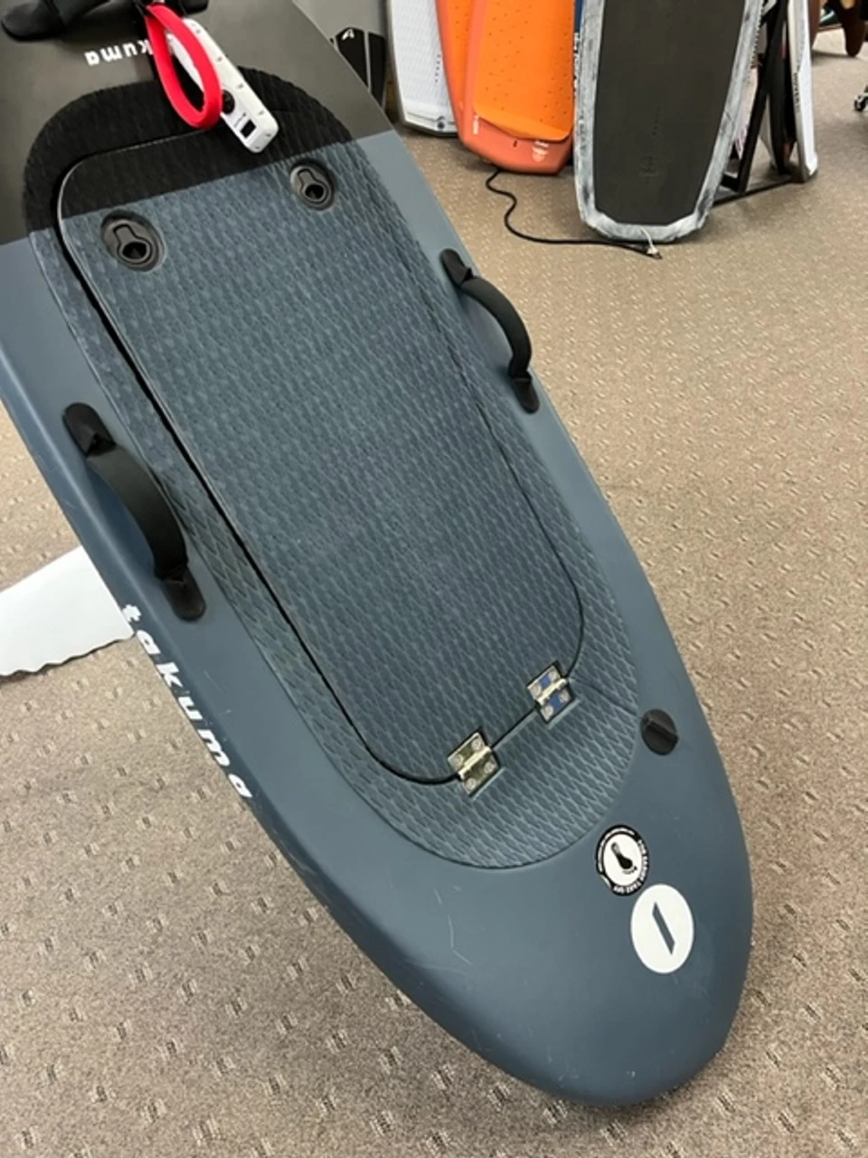 Takuma Carver 2 EFoil - Used 2 Takuma Carver 2 EFoil - Used - Image 2