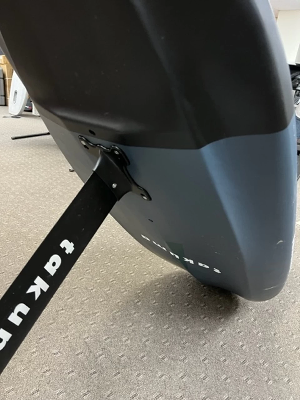 Takuma Carver 2 EFoil - Used 4 Takuma Carver 2 EFoil - Used - Image 4