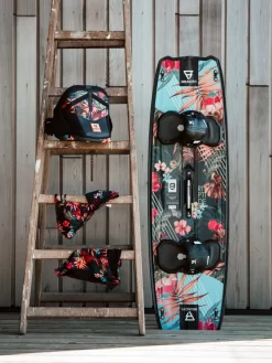 Brunotti Riptide Blossom Kiteboard Complete W/ Straps 10 Brunotti Riptide Blossom Kiteboard Complete W/ Straps -Duotone Store riptide blossom lifestyle 80833.1671650076